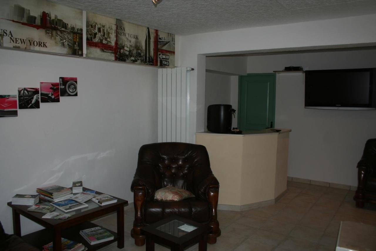 Le Mas Des Tarentes Chambres D'Hotes Trans-en-Provence Buitenkant foto