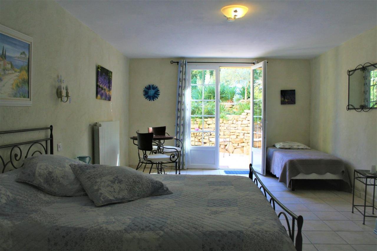 Le Mas Des Tarentes Chambres D'Hotes Trans-en-Provence Buitenkant foto