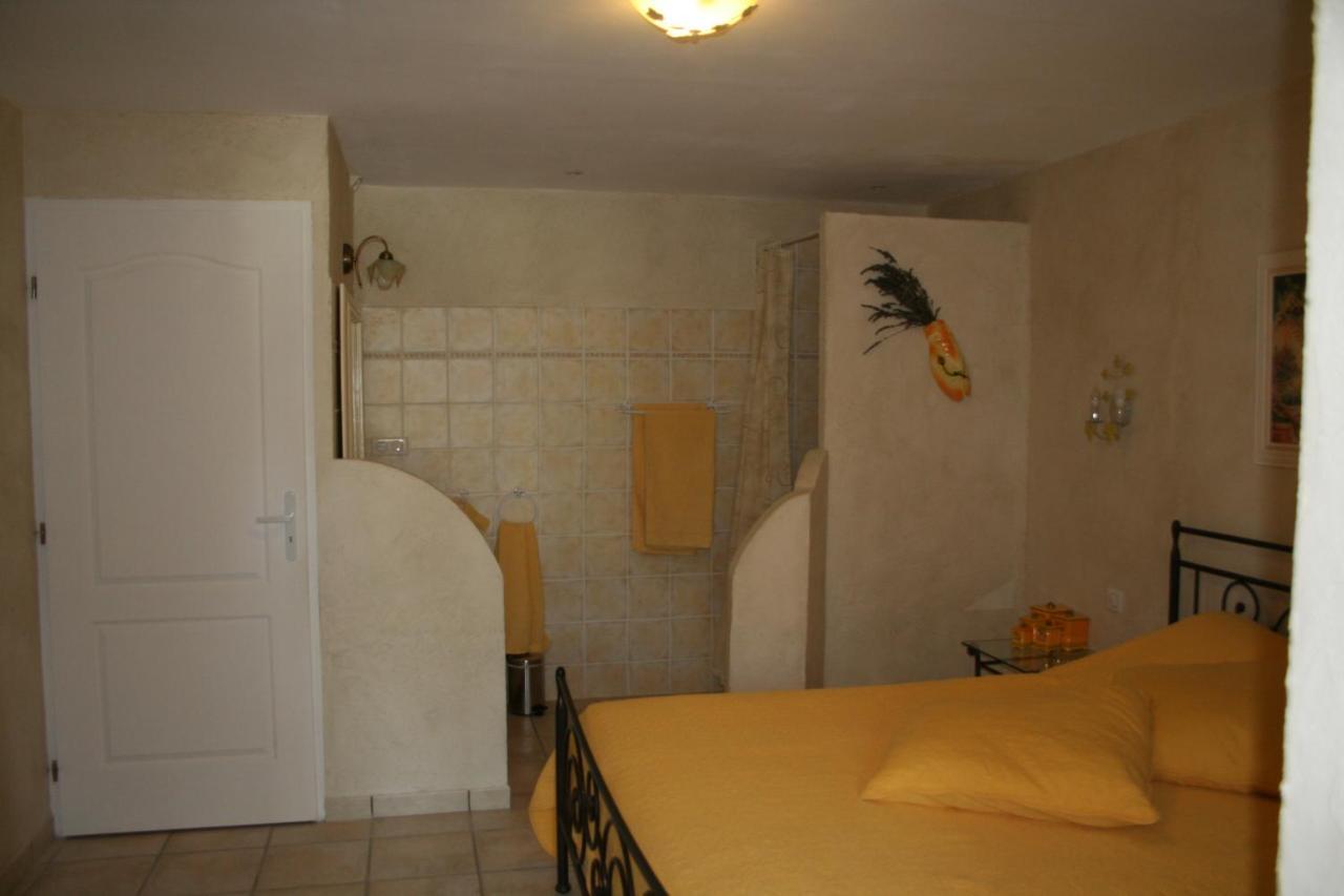 Le Mas Des Tarentes Chambres D'Hotes Trans-en-Provence Buitenkant foto